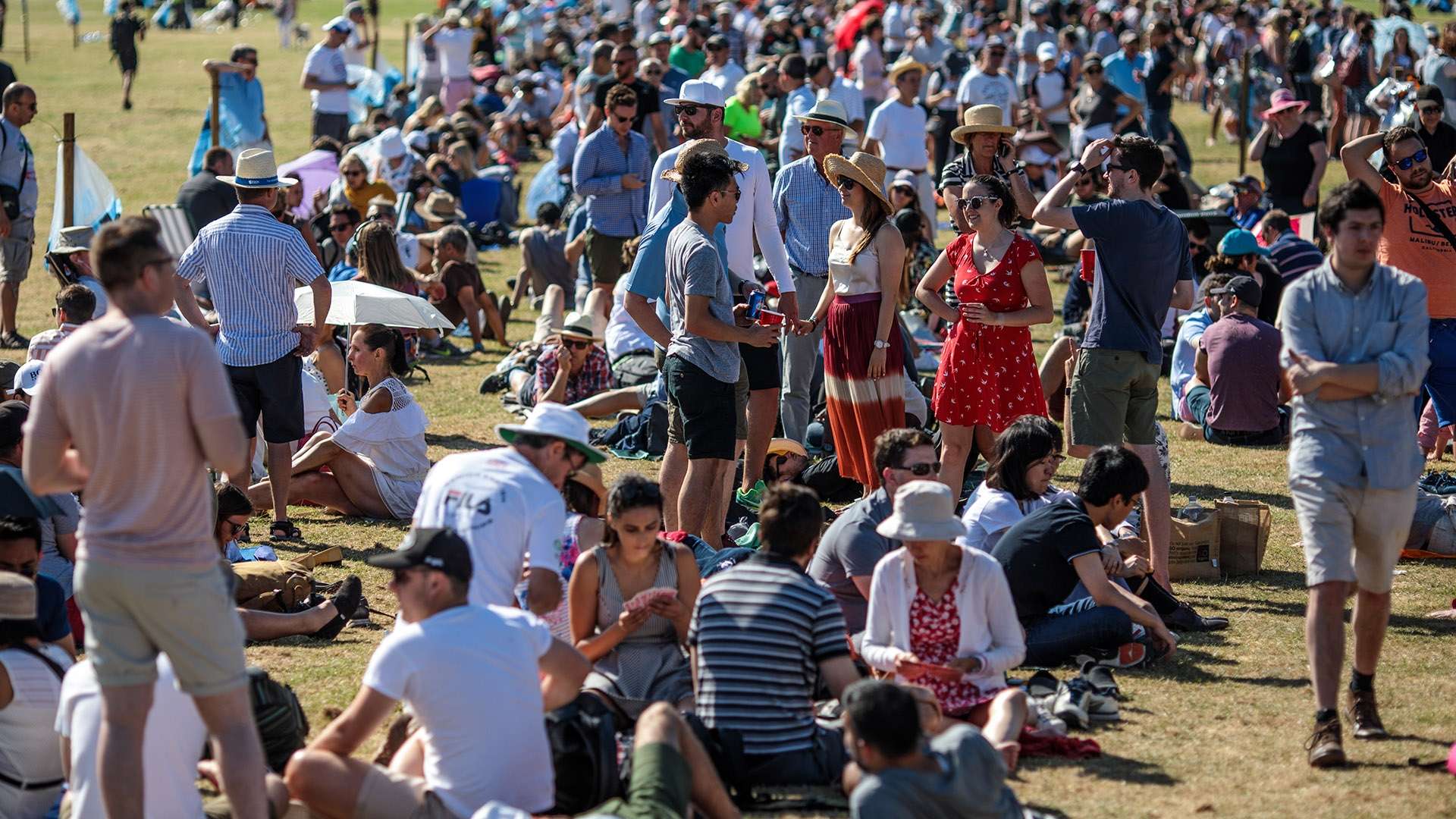 Salomon Genesis越野跑鞋　平衡輕身與保護性　跑山行山皆宜.